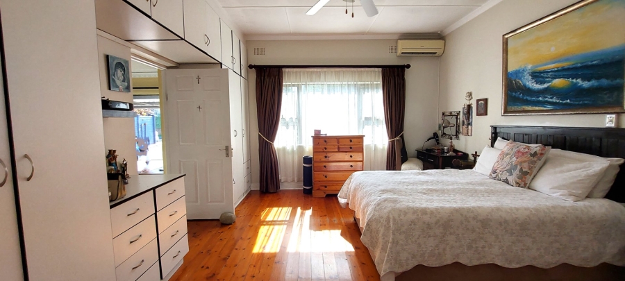 7 Bedroom Property for Sale in Gonubie Eastern Cape